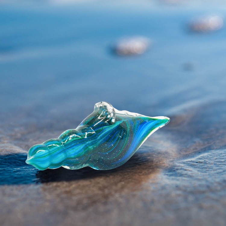 Zibo Handblown Art Glass - Mini Blue and Green Seashell