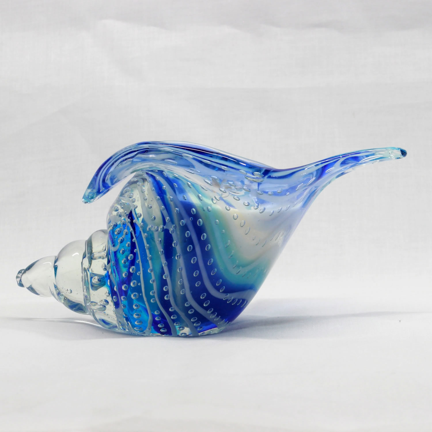 GF5247 TRANSPARENT BLUE SEASHELL WITH GIFT BOX | KENJASPER, SEA SHELL, HAND  MADE ART GLASS FIGURINES, KENJASPER GF5247 TRANSPARENT BLUE SEASHELL WITH  GIFT BOX