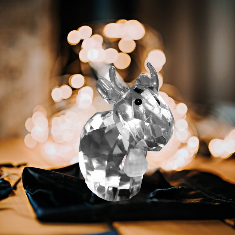 Cut Glass Cow