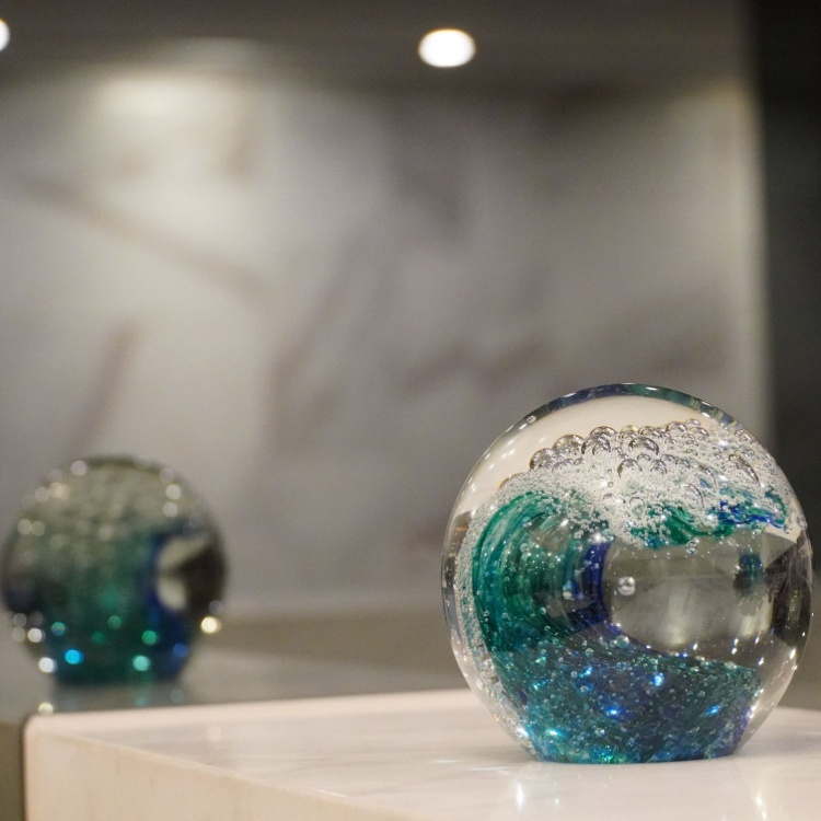 Zibo Handblown Art Glass - Wave Pattern Paperweight