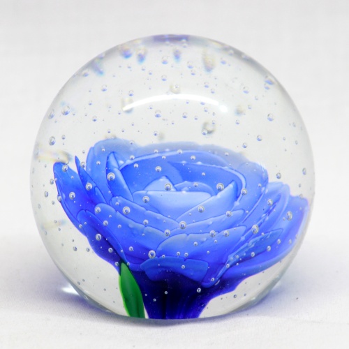 Paperweight Snowing Rose Blue